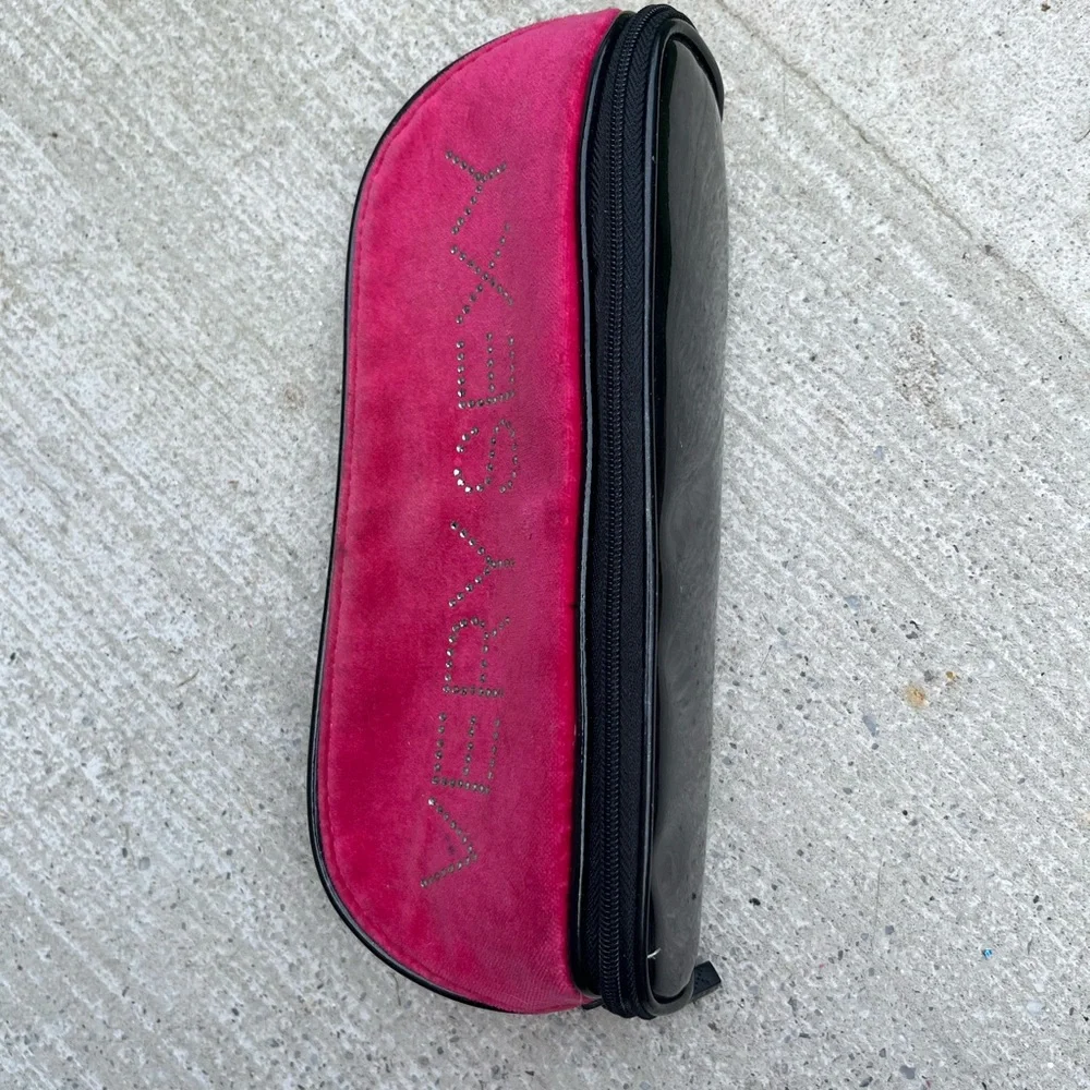 Victoria’s Secret Makeup Pencil Case - Picture 5 of 7